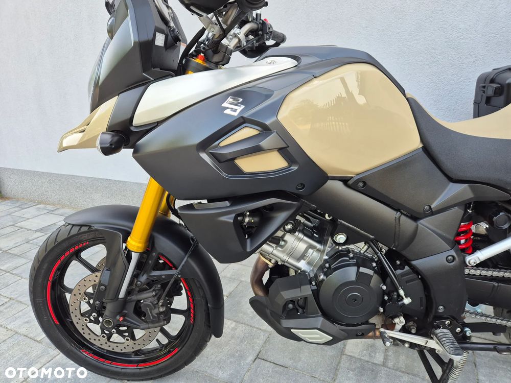 Suzuki V-STROM - 17
