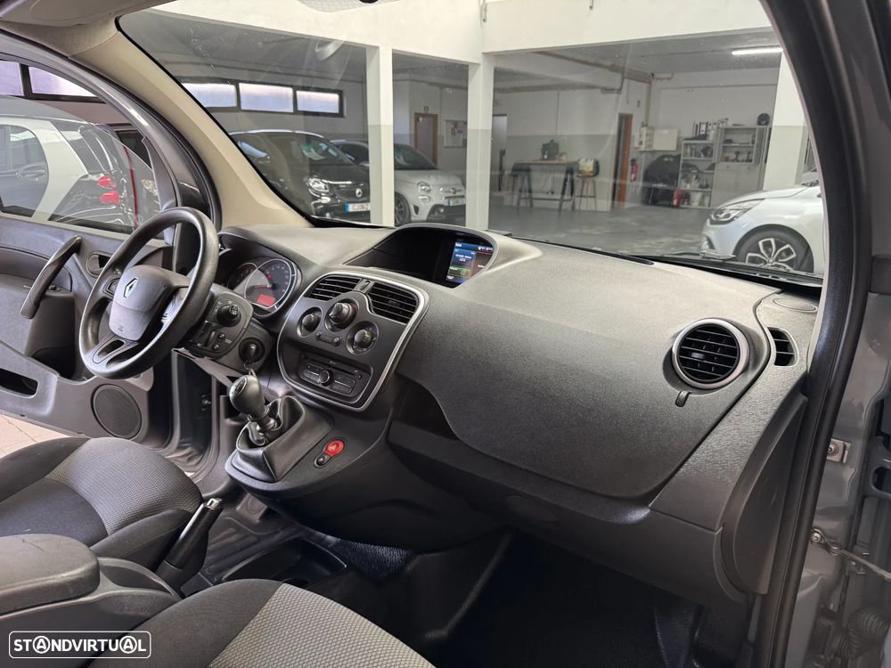 Renault Kangoo 1.5 dci 2L - 17