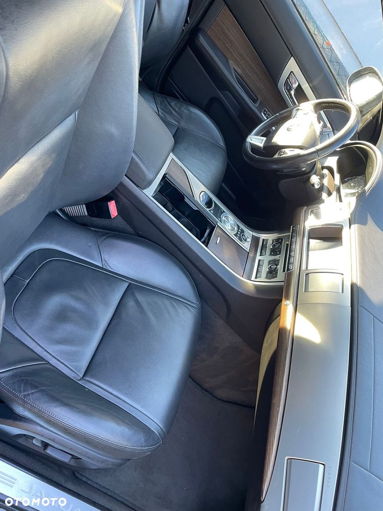 Jaguar XF 2.2 D Premium Luxury - 19