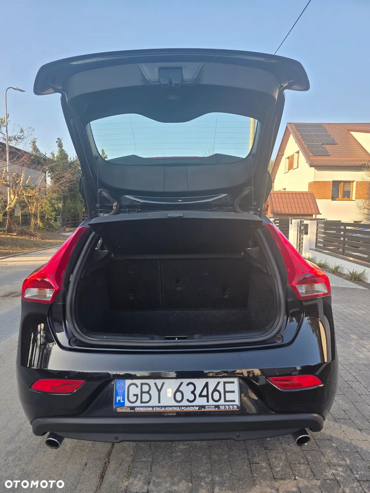 Volvo V40 D4 Ocean Race - 21