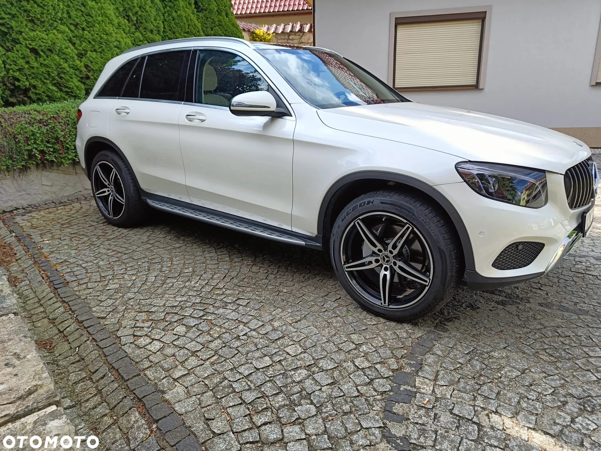 Mercedes-Benz GLC - 17