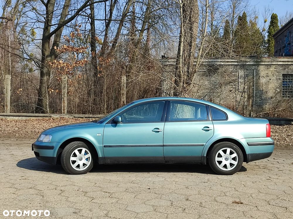 Volkswagen Passat - 29