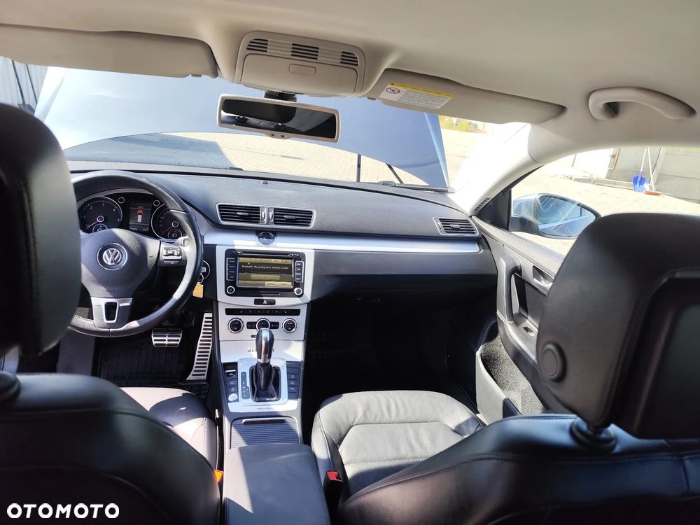 Volkswagen Passat 2.0 TDI 4Mot Highline DSG - 14