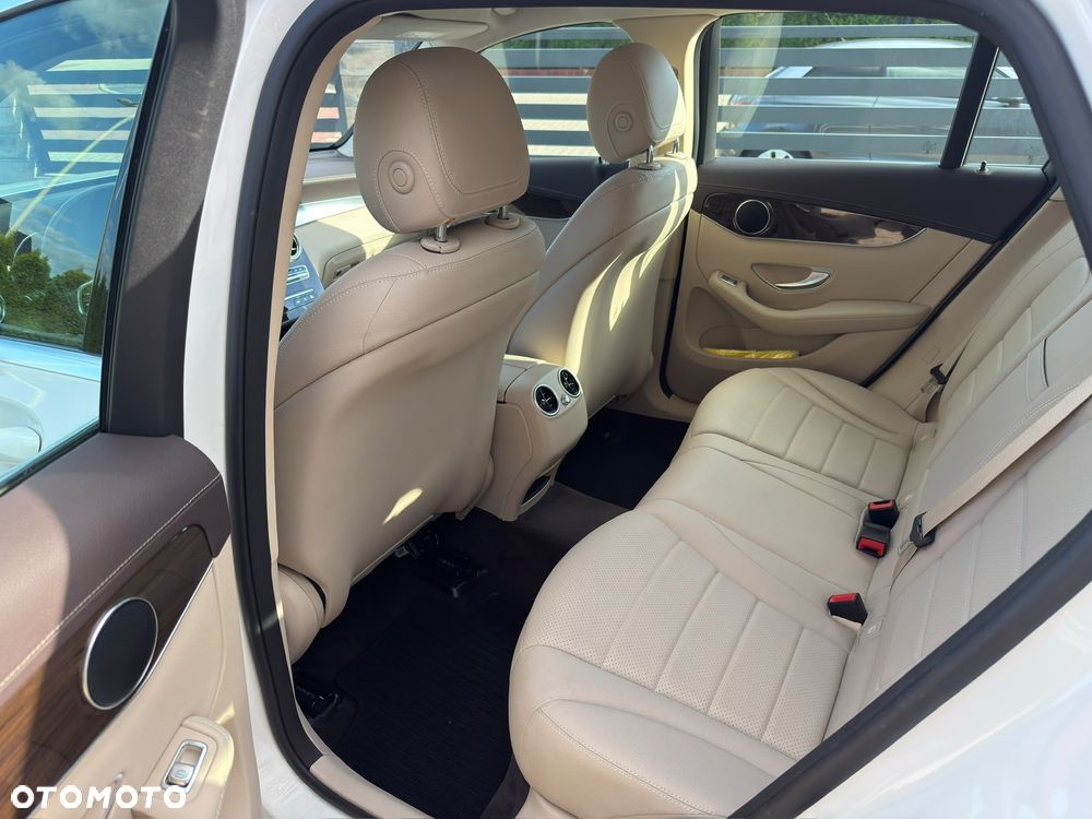 Mercedes-Benz GLC 220 d 4Matic 9G-TRONIC - 7