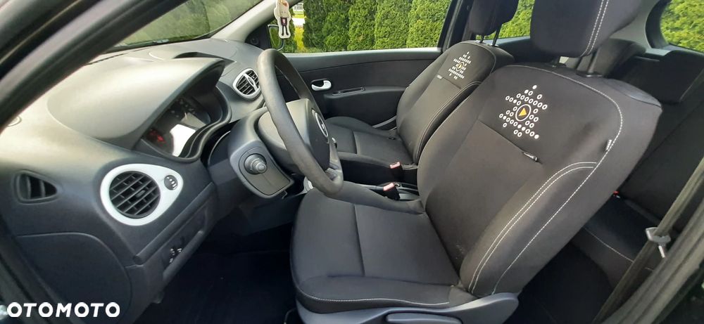Renault Clio - 29