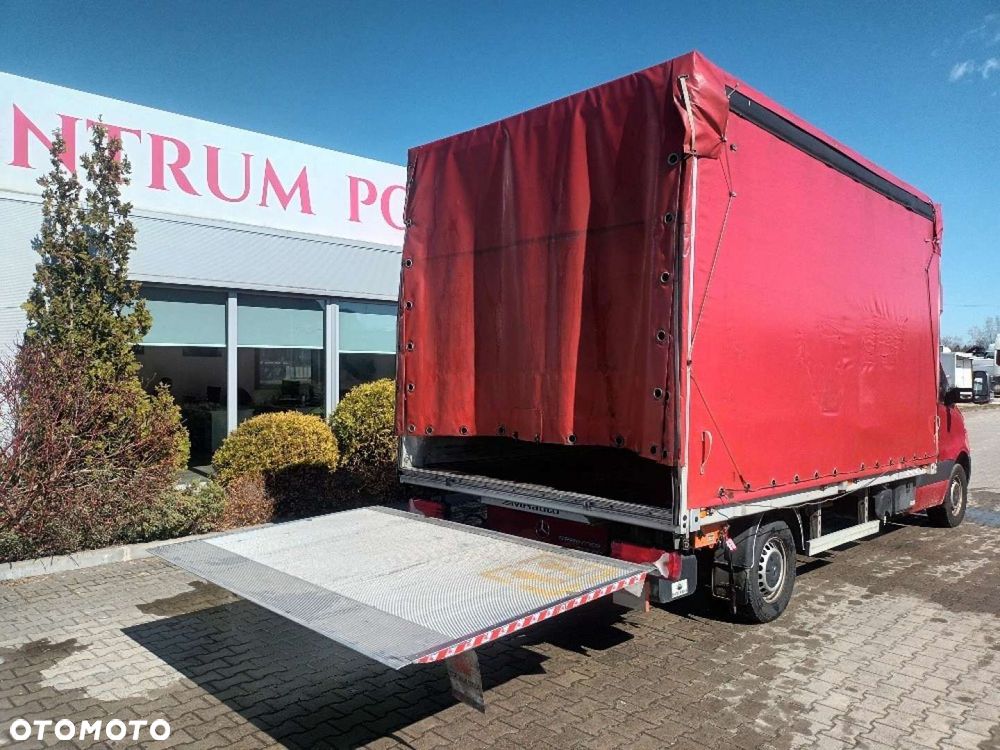 Mercedes-Benz Sprinter - 6