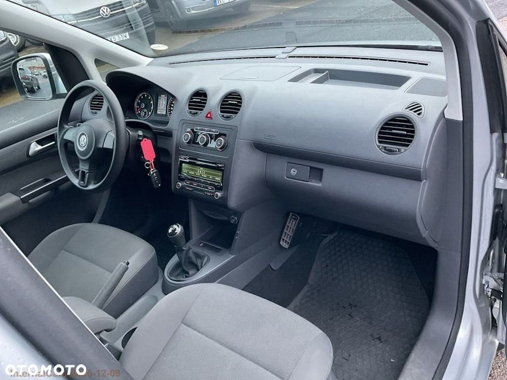 Volkswagen Caddy - 11