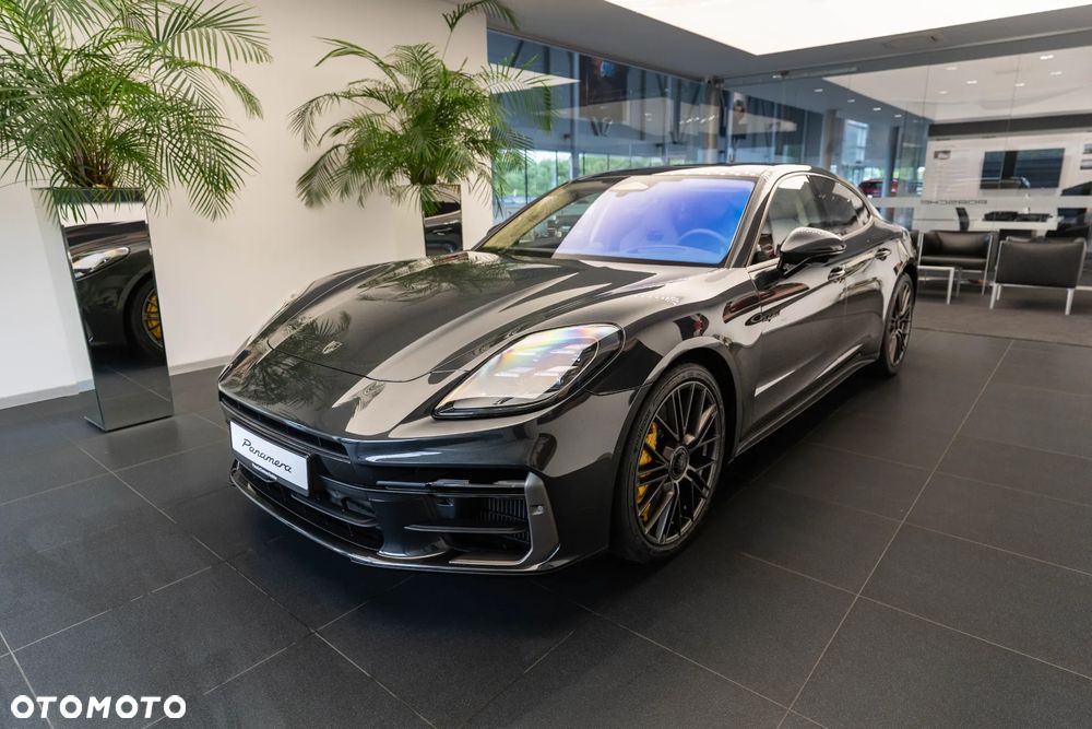 Porsche Panamera Turbo S E-Hybrid PHEV - 7