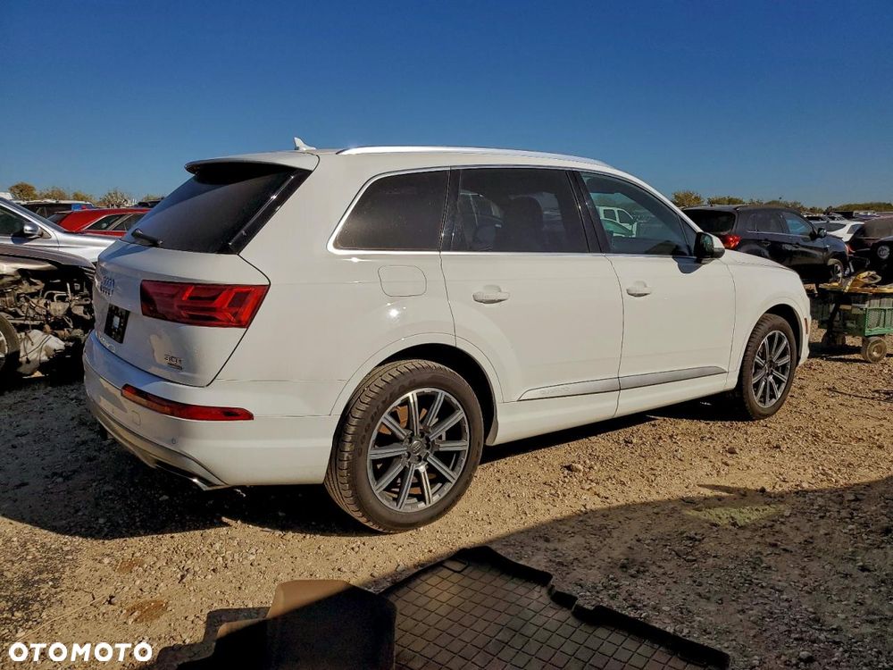 Audi Q7 - 4