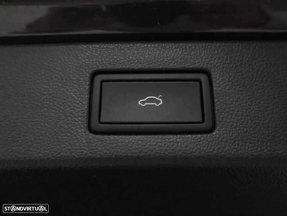 VW Arteon Shooting Brake 2.0 TDI Elegance DSG - 29