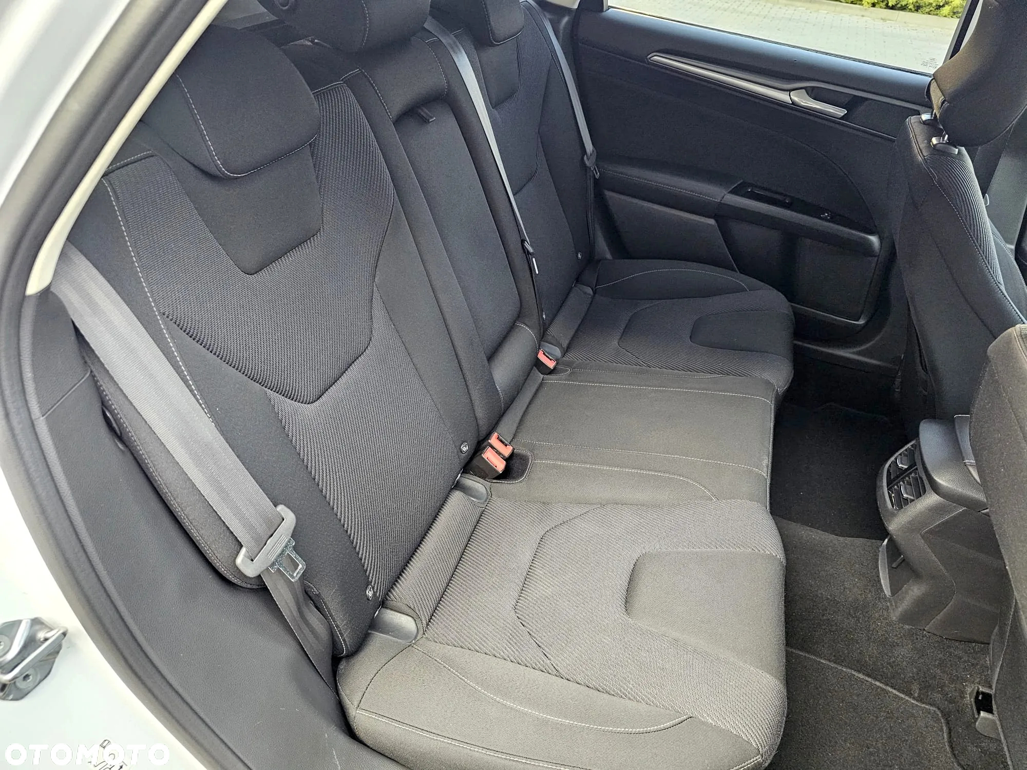 Ford Mondeo 2.0 TDCi Titanium - 23