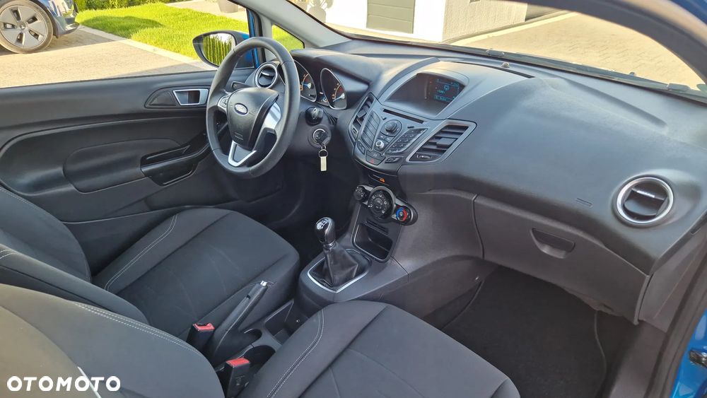 Ford Fiesta 1.0 EcoBoost Titanium - 11