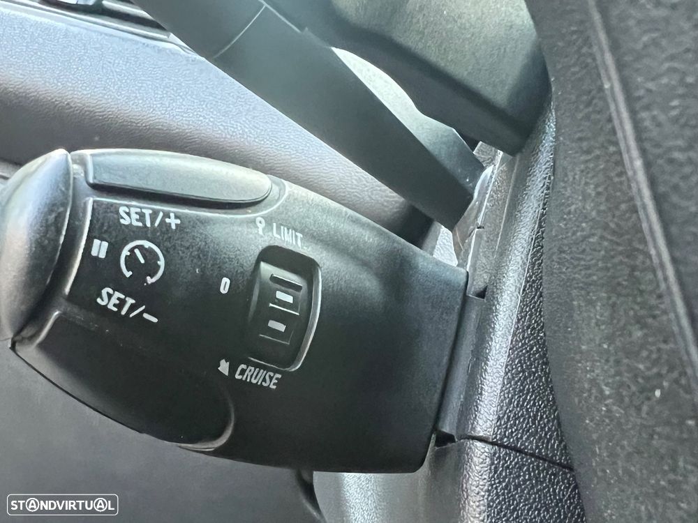 Peugeot 208 e-HDi 68 EGS5 Stop&Start Active - 15