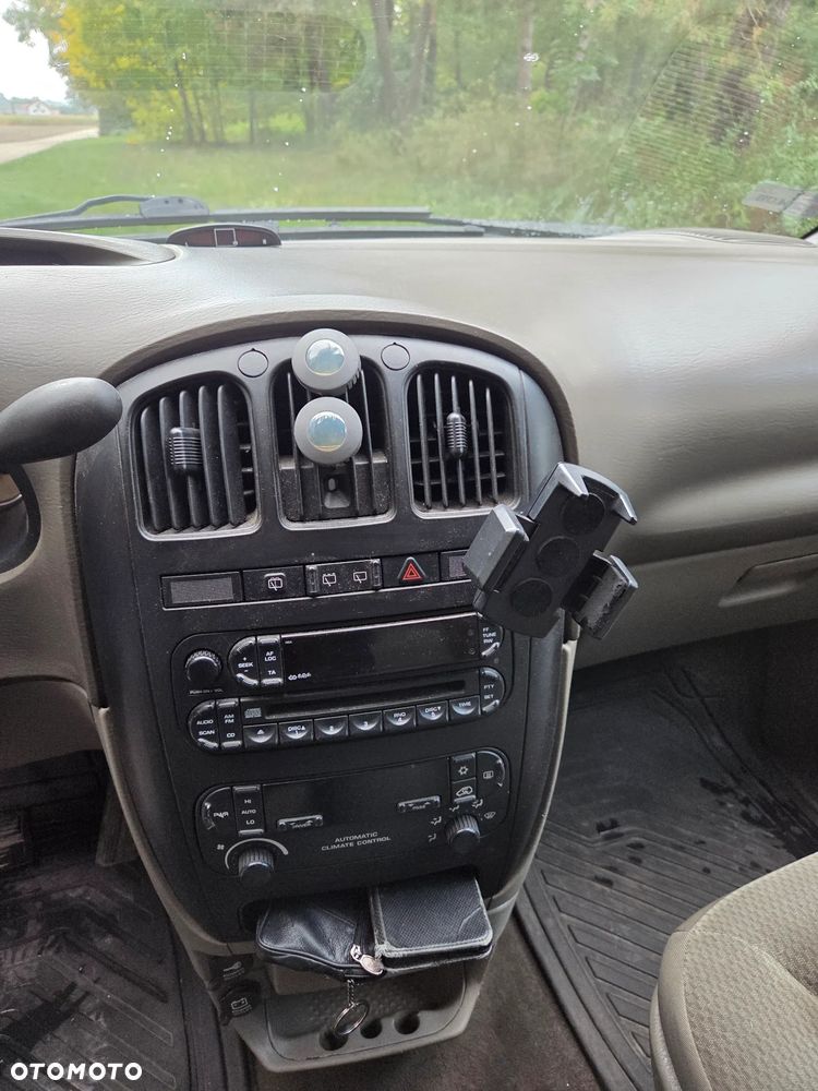 Chrysler Grand Voyager 2.8 CRD SE - 18
