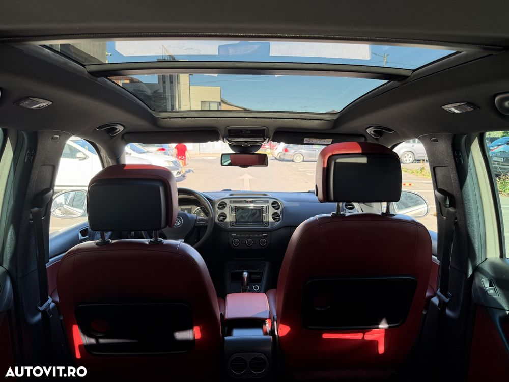 Volkswagen Tiguan 2.0 TDI 4Motion DSG BMT Sport & Style - 9