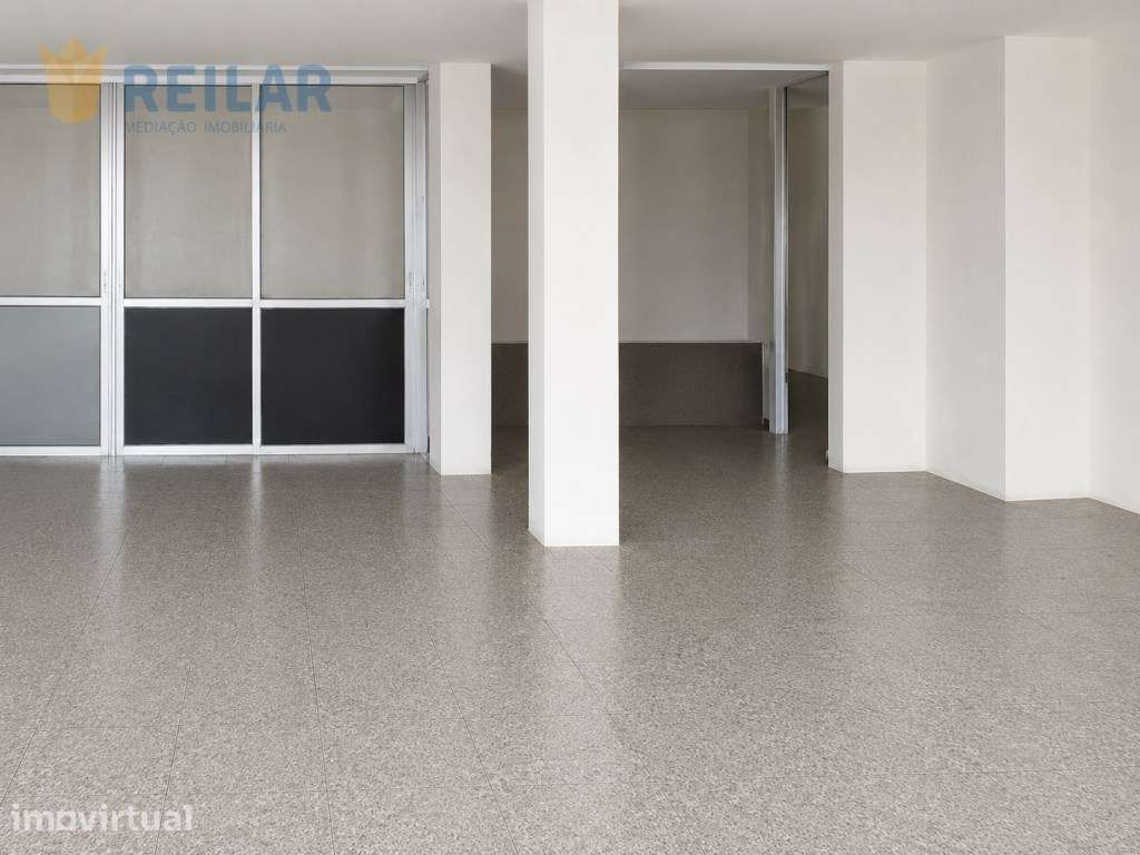 Quinta da Piedade - Loja 118 m2 Investimento - Grande imagem: 2/4