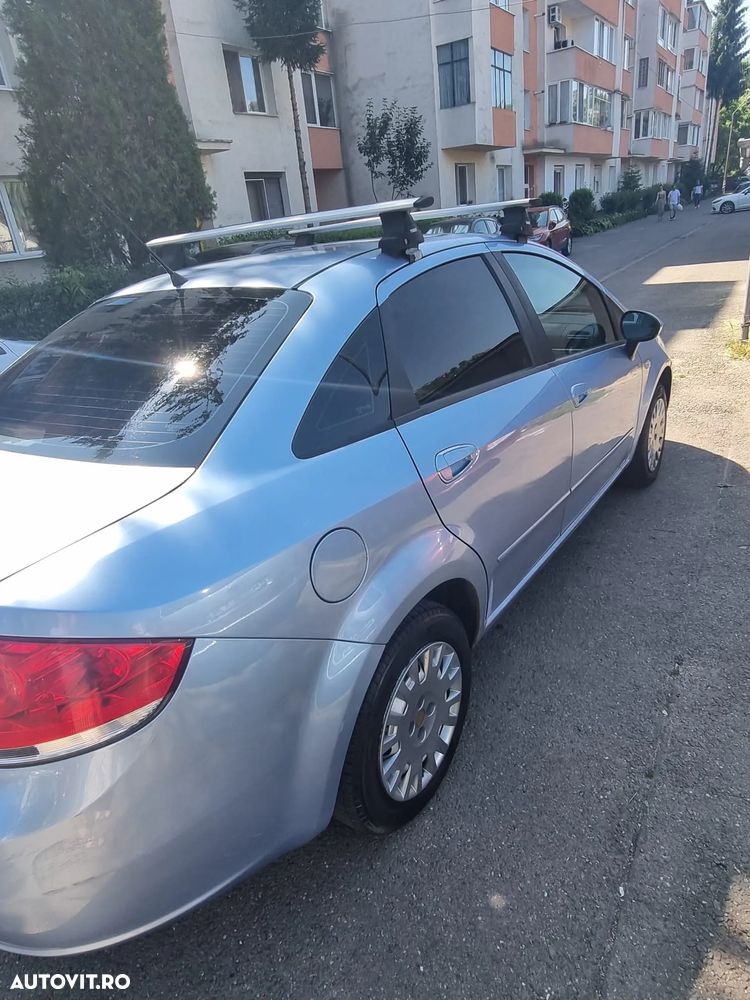 Fiat Linea 1.4 Dynamic - 10