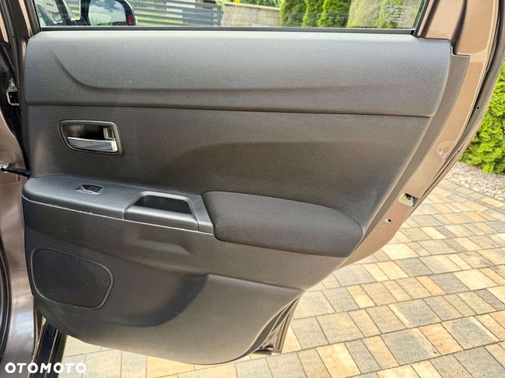 Mitsubishi ASX 1.6 2WD Intense - 23