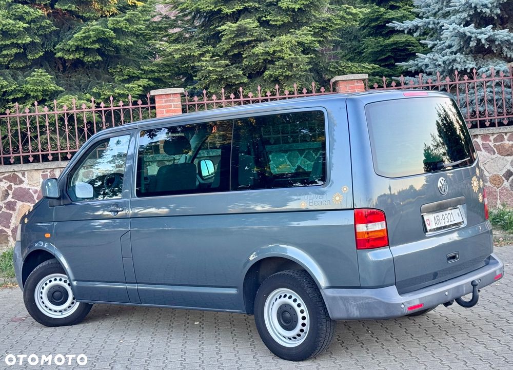 Volkswagen Multivan - 13