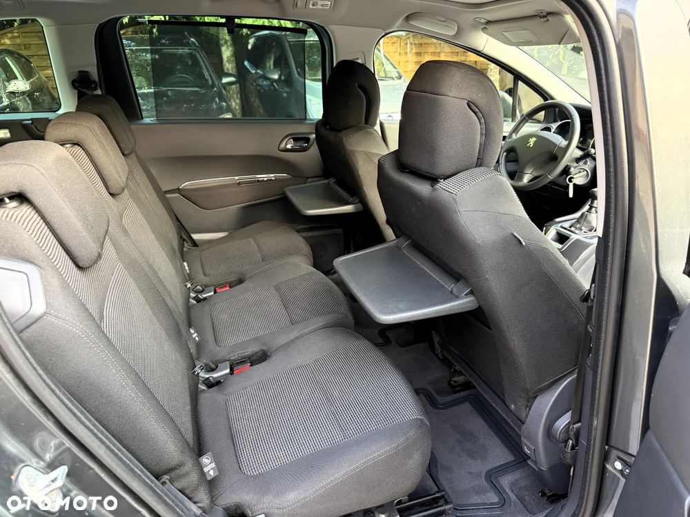 Peugeot 5008 1.6 THP Premium - 13