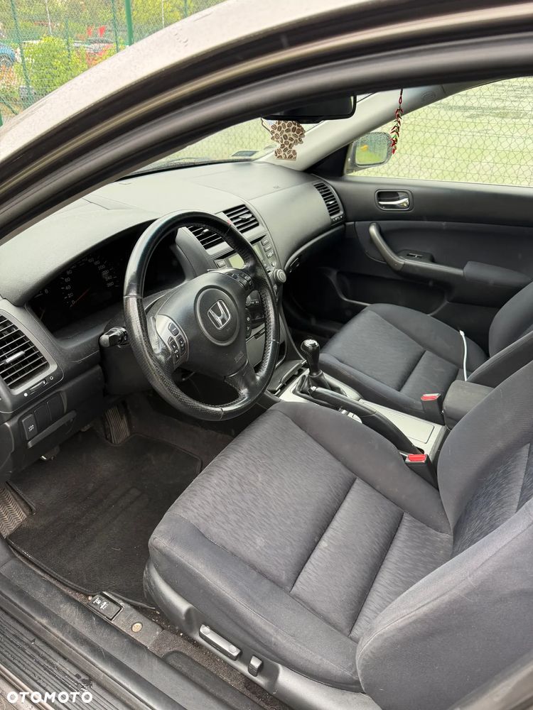 Honda Accord 2.0 Executive - 15