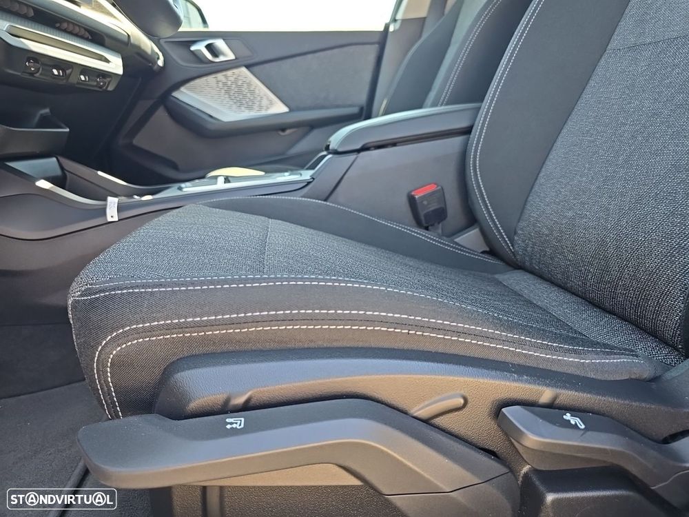 BMW 216 Pack Desportivo M — fotografia 15