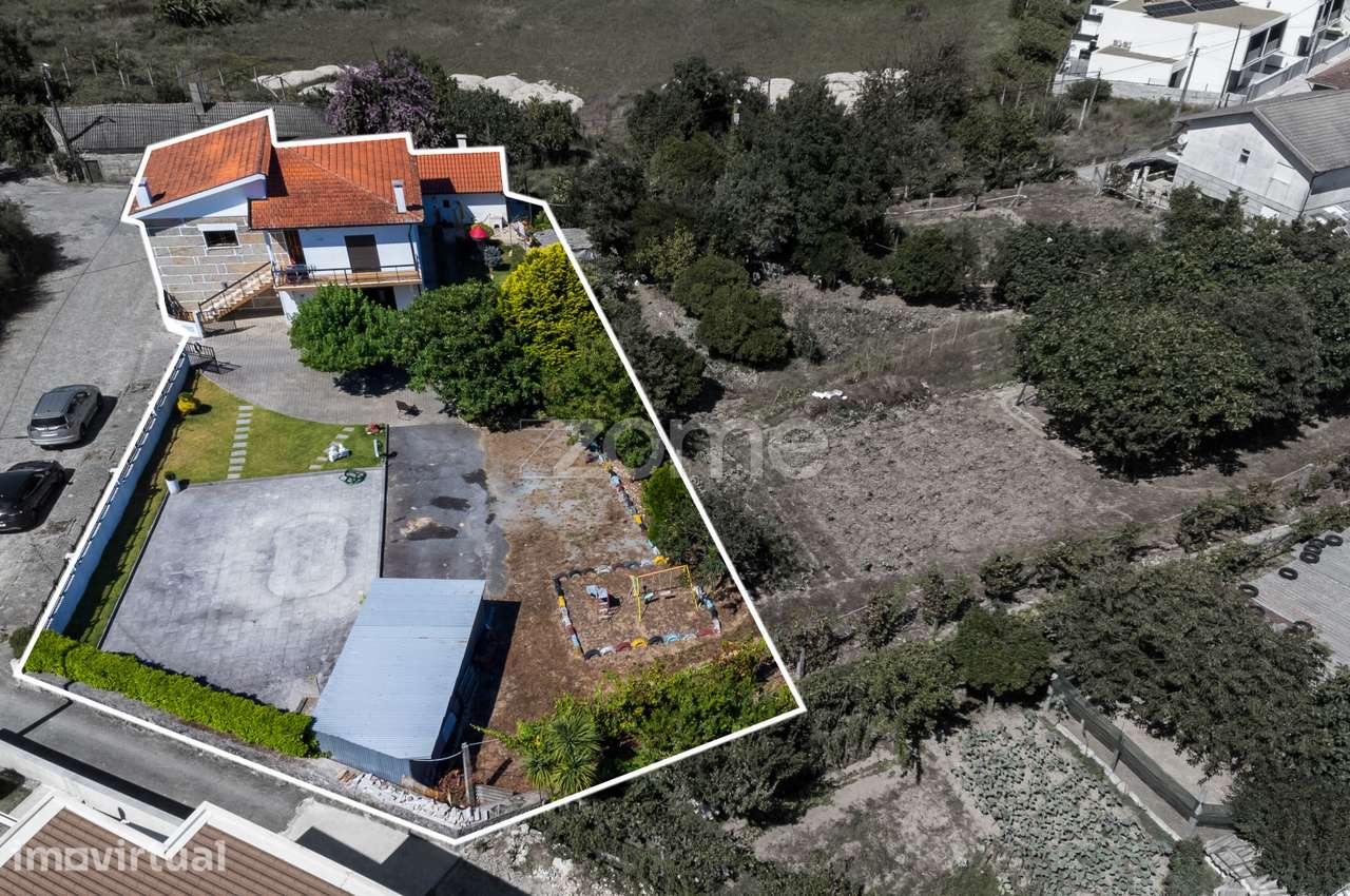 3 Moradias T5+T2+T1 em Sande São Clemente, Guimarães - Grande imagem: 2/27