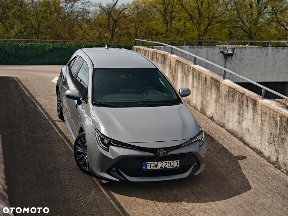 Toyota Corolla 2.0 Hybrid Comfort - 2