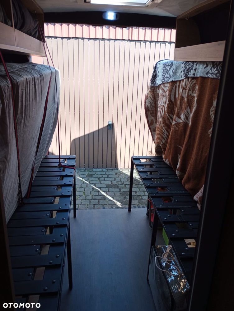 Volkswagen CRAFTER - 16