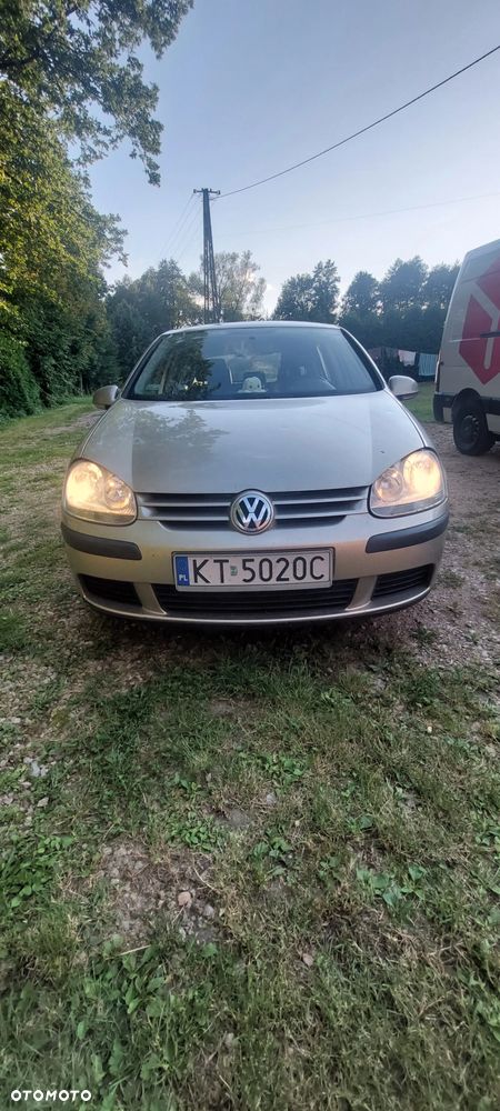 Volkswagen Golf - 10