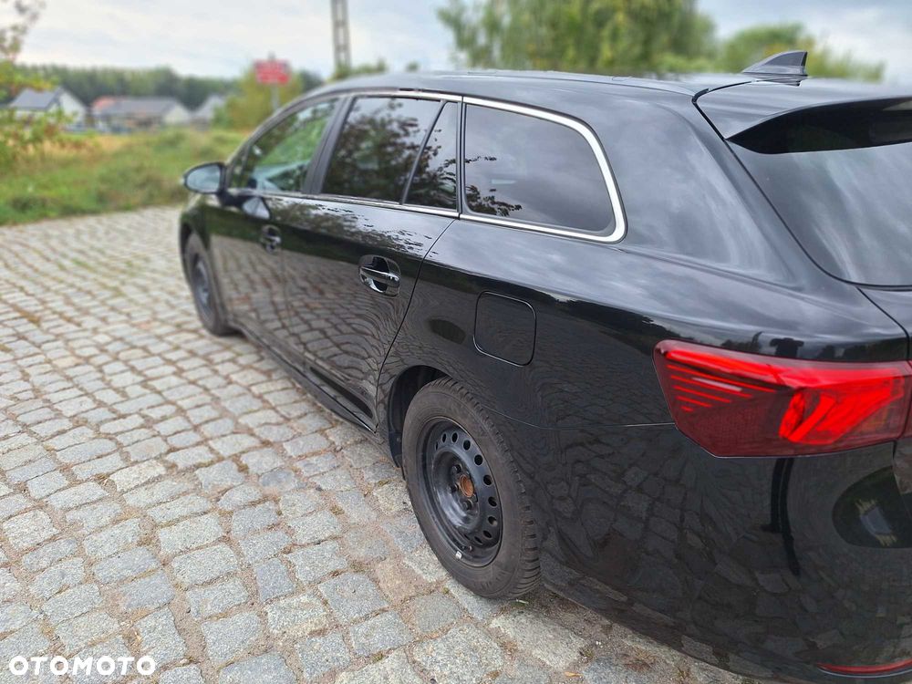 Toyota Avensis - 3