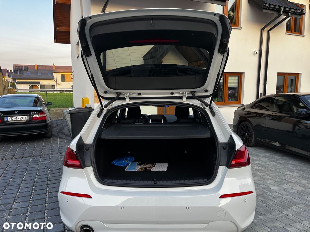 BMW Seria 1 118i - 28