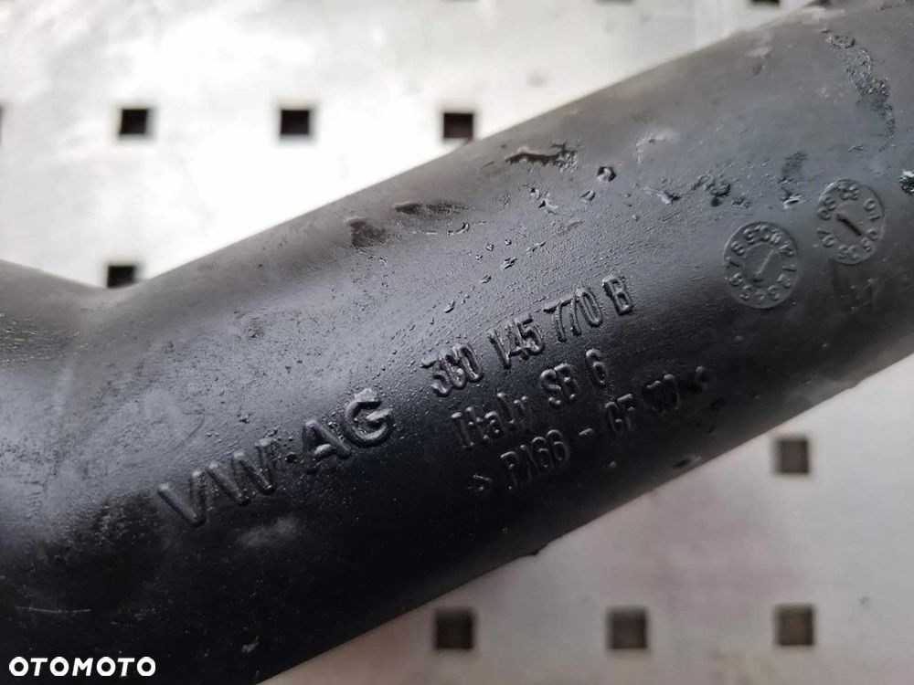 PRZEWÓD POWIETRZA INTERCOOLERA AUDI A3 8P VW GOLF V 1,9 TDI BLS 3C0145762 3C0145770B - 3