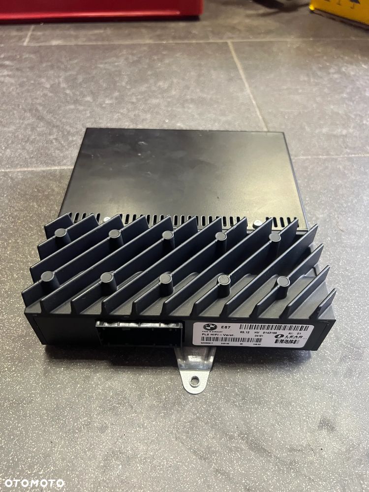 BMW E87 WZMACNIACZ HI-FI - 1