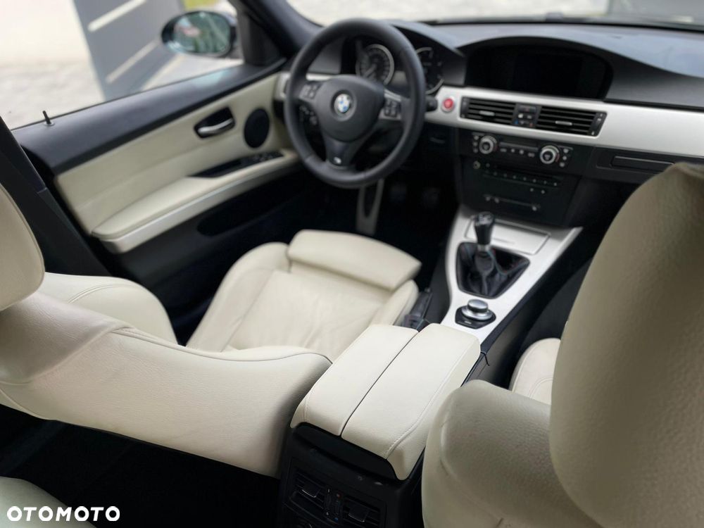 BMW Seria 3 320d DPF Blue Performance Edition Fleet Sport - 37