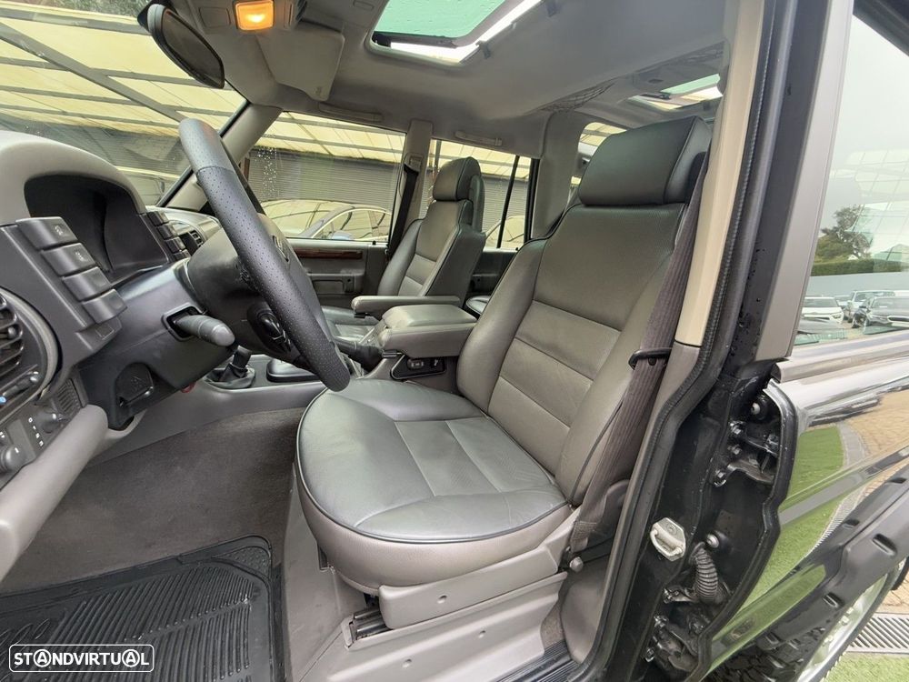 Land Rover Discovery - 26