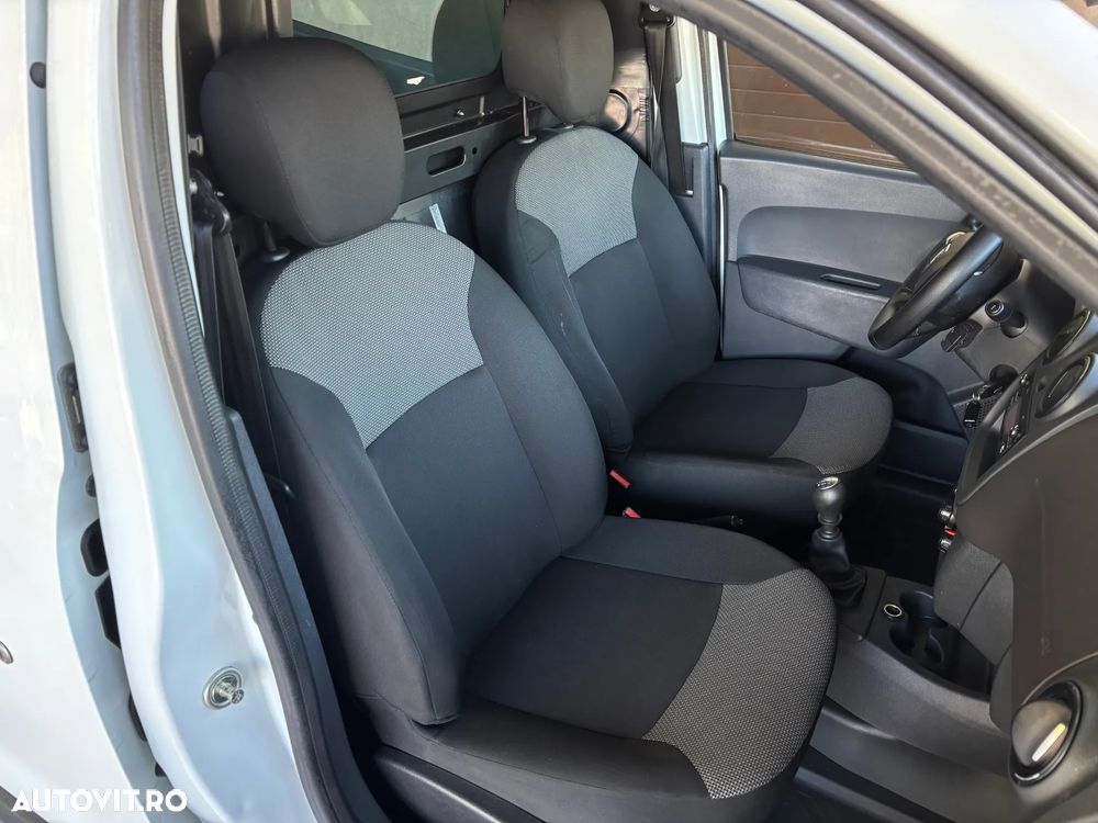 Dacia Dokker 1.5 Blue dCi Laureate - 24