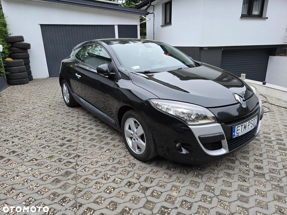 Renault Megane 2.0 16V Dynamique CVT - 1