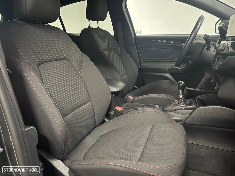 Ford Focus 1.0 EcoBoost MHEV ST-Line - 26