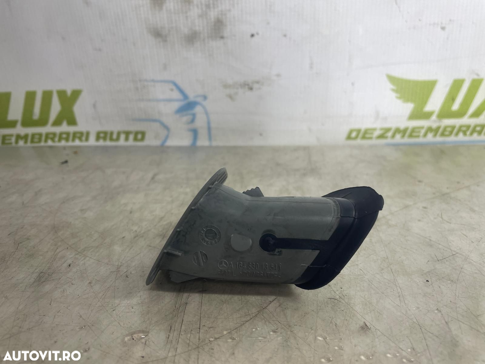Grila ventilatie bord A1648301354 Mercedes-Benz ML W164 [2005 - 2008] - 4