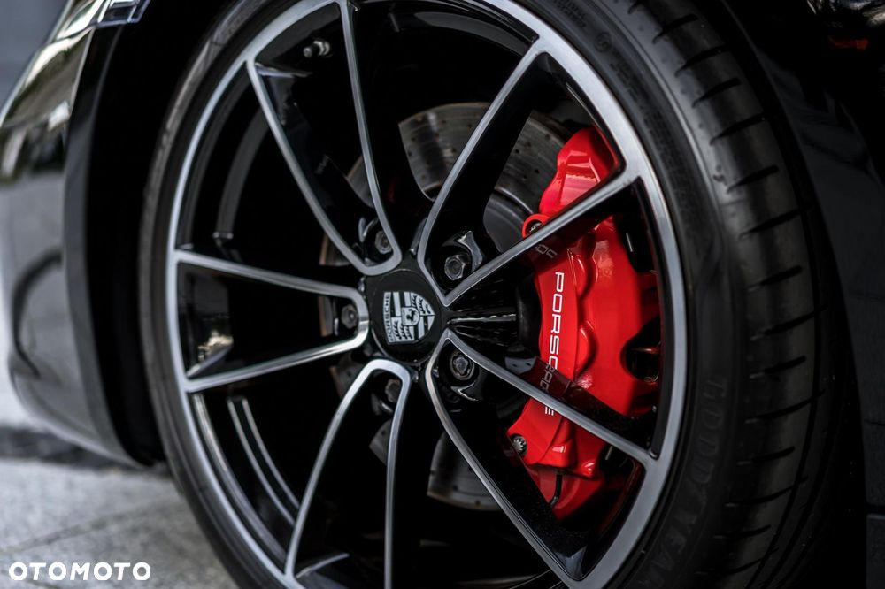 Porsche 911 Carrera S PDK - 9