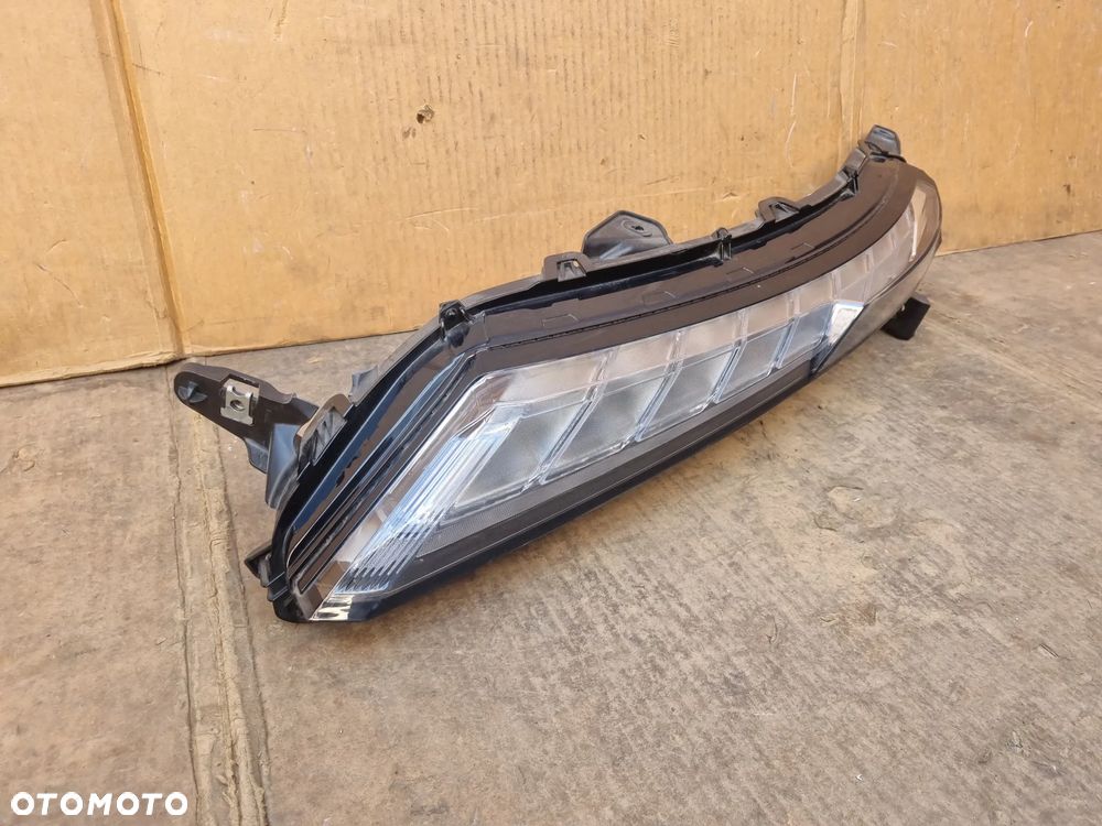 MITSUBISHI ECLIPSE CROSS LIFT LAMPA PRZEDNIA LEWA - 2