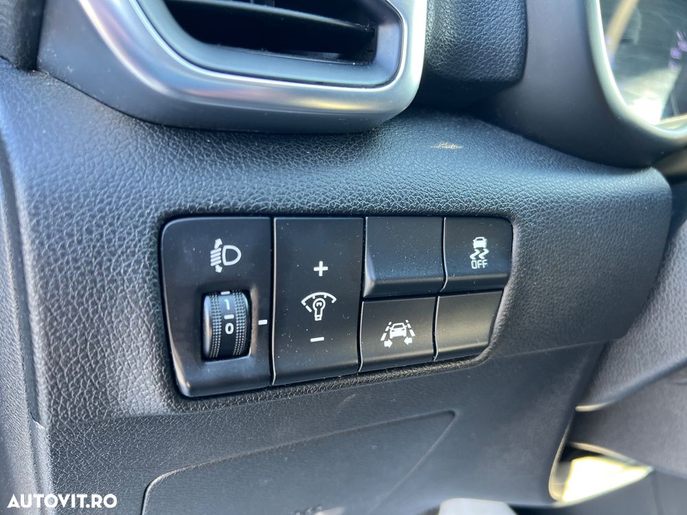 Kia Sportage 2.0 DSL 6AT 4x4 Style - 13