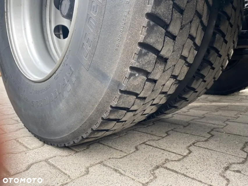 Scania R 520 6x2 - 22
