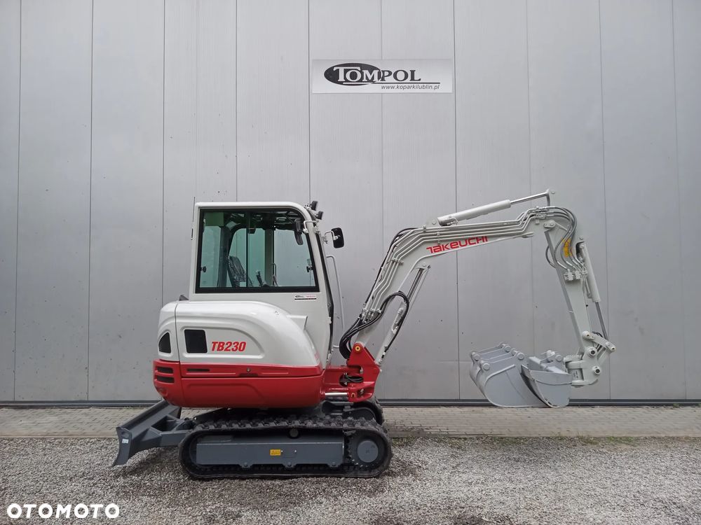 Takeuchi TB230 - 3
