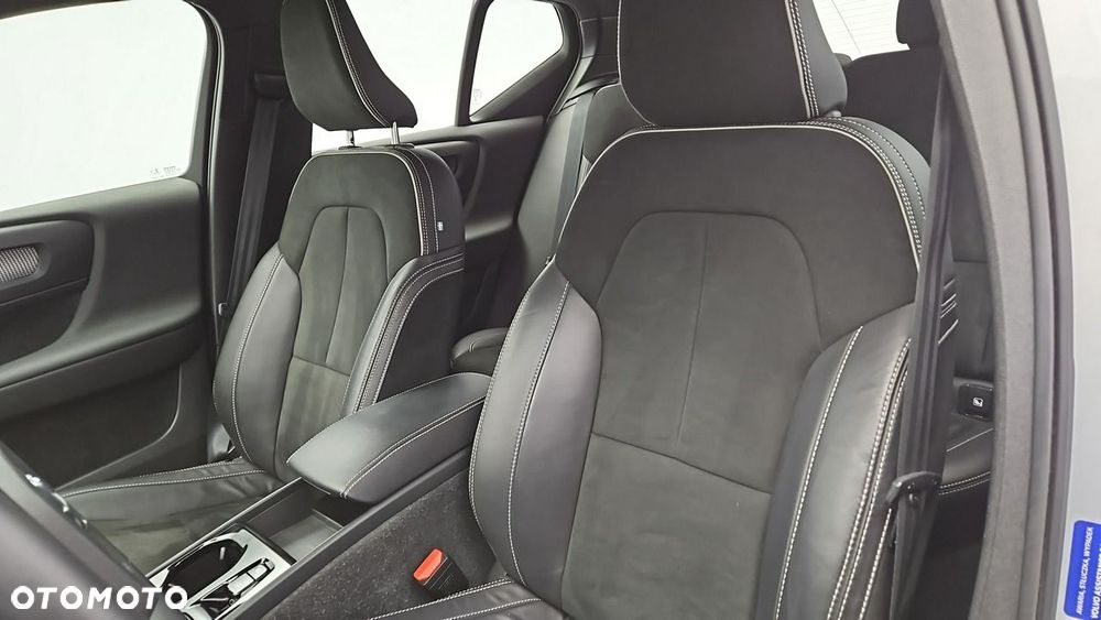 Volvo XC 40 - 12