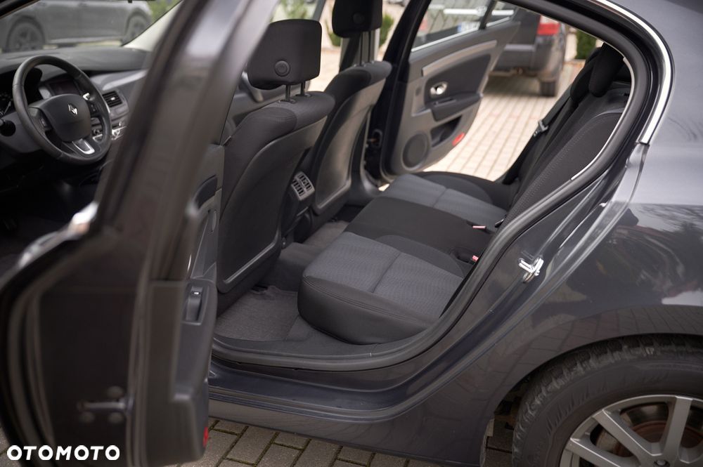 Renault Laguna ENERGY dCi 130 FAP Start & Stop Paris - 38