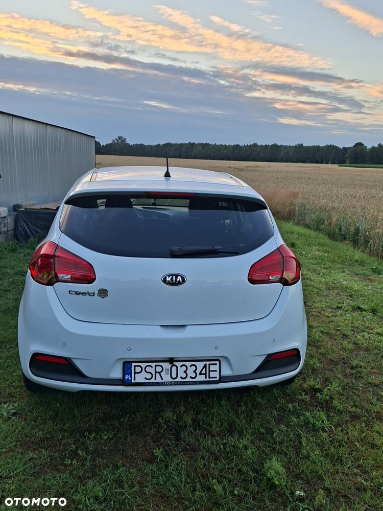 Kia Ceed - 6
