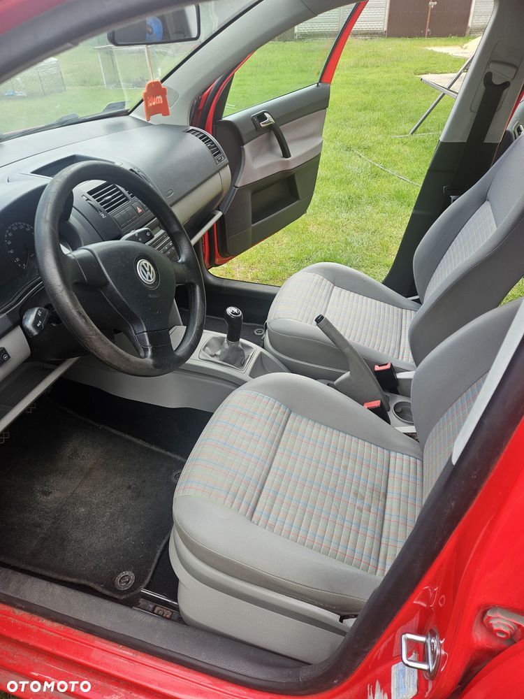 Volkswagen Polo - 7