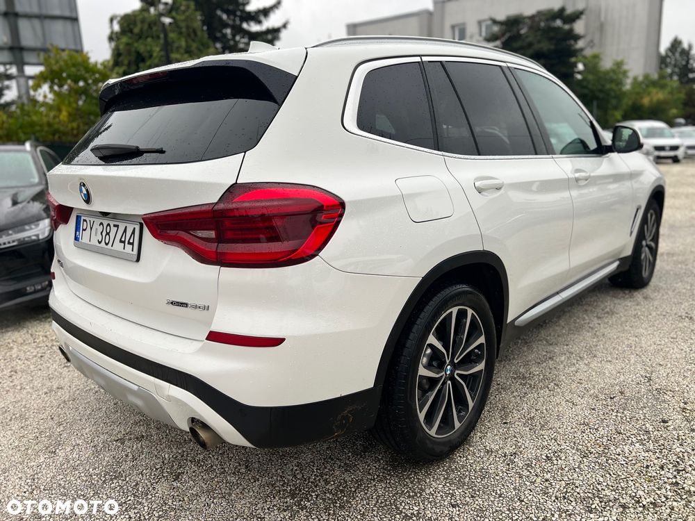 BMW X3 xDrive30i GPF Luxury Line sport - 4